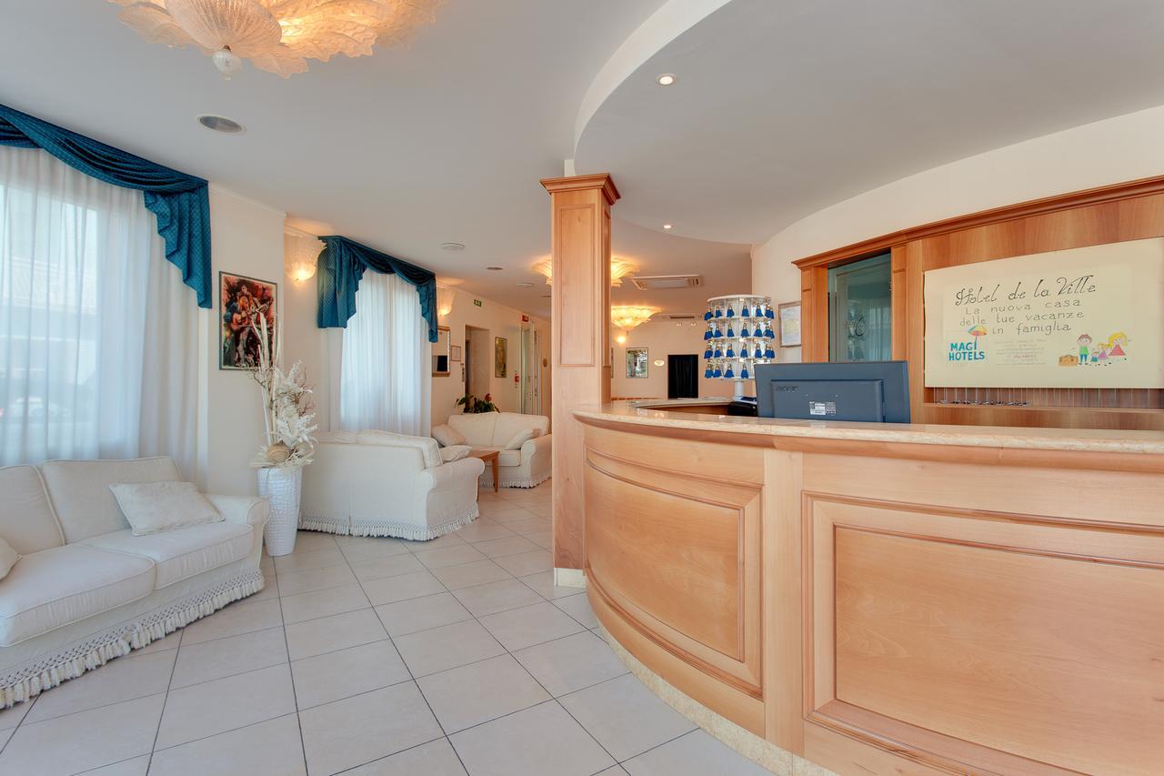 De La Hotel 3*