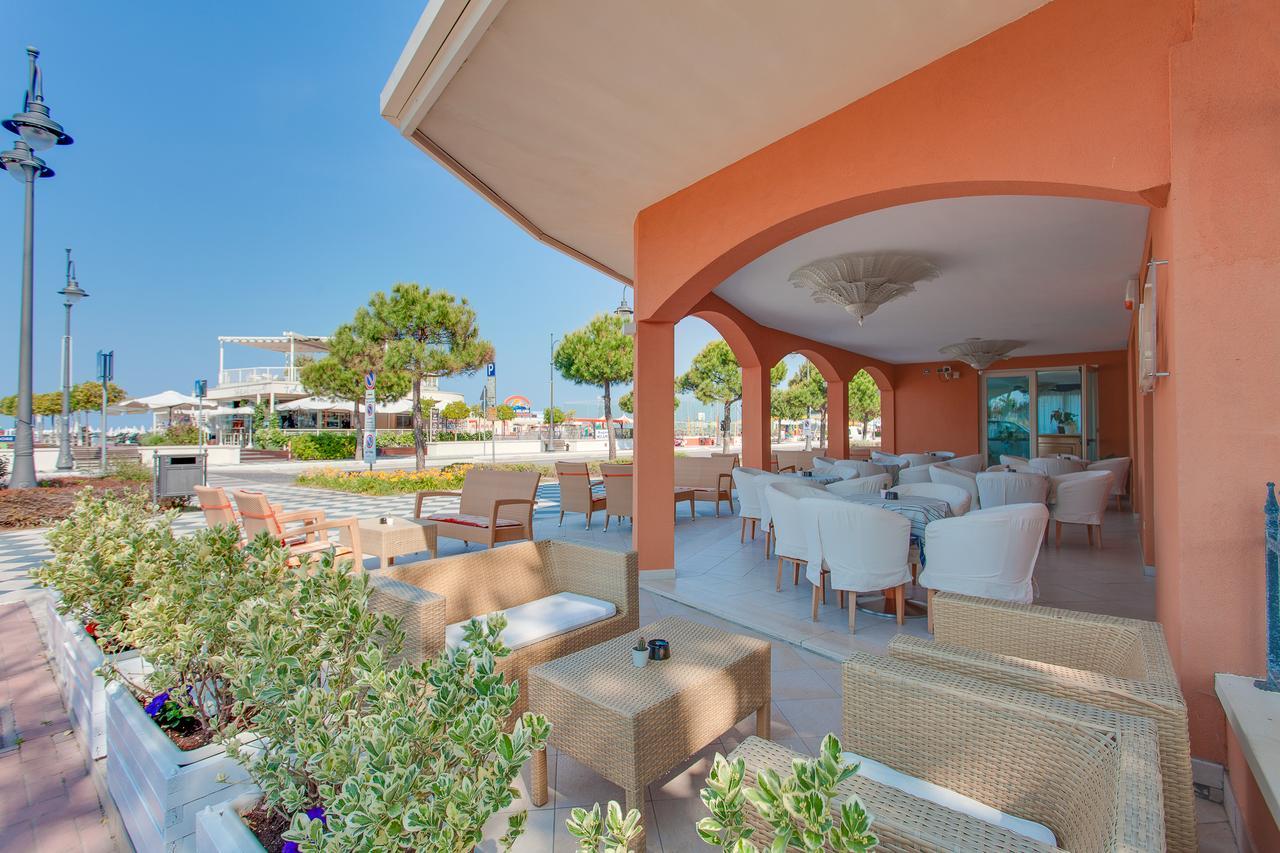 De La Hotel