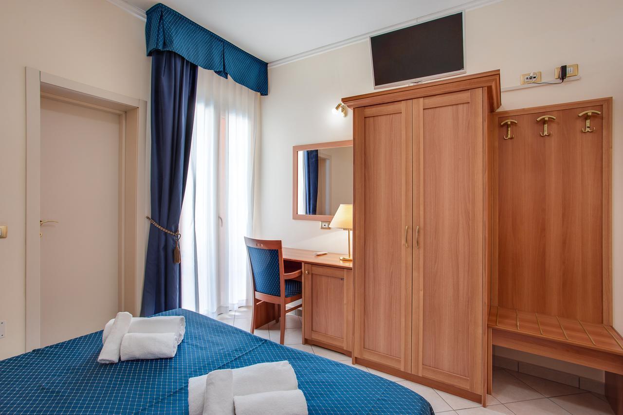 De La Hotel